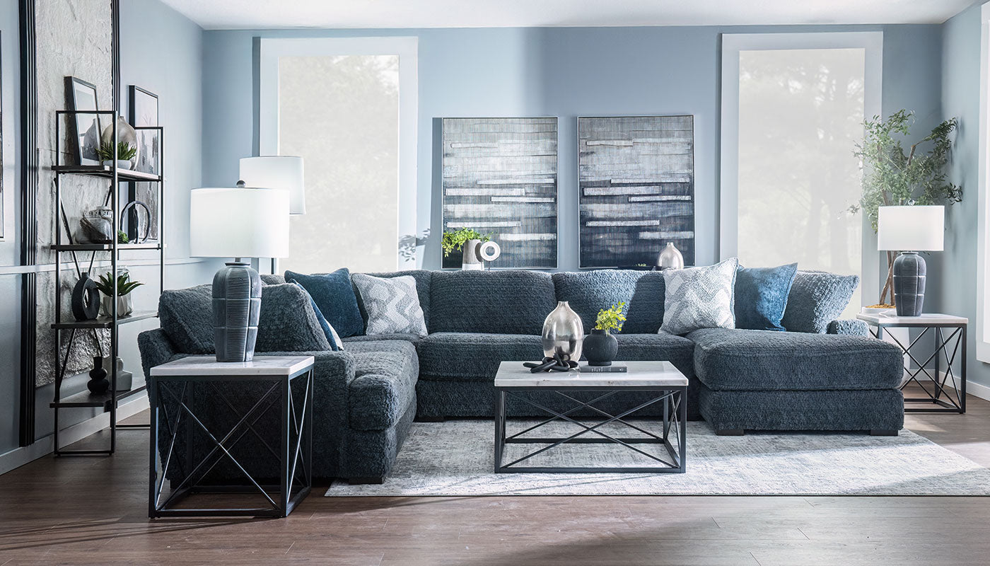 Pleasant Valley Fluffy Iron Sectional with Chaise